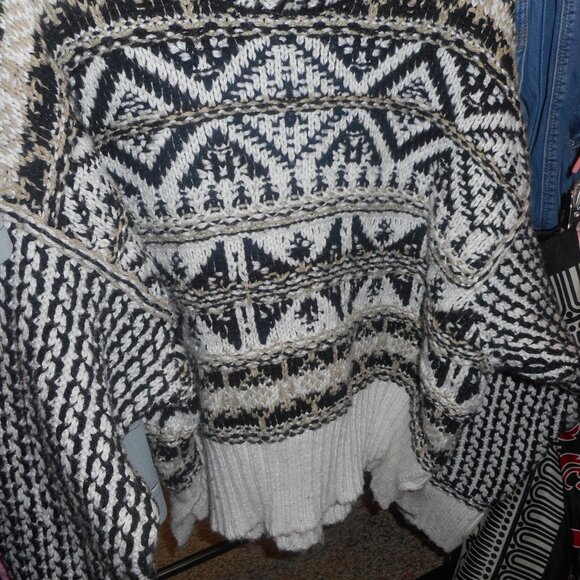 OPHELIS ROE, women's heavy pullover sweater, sz 2X black, white & beige - Picture 8 of 8